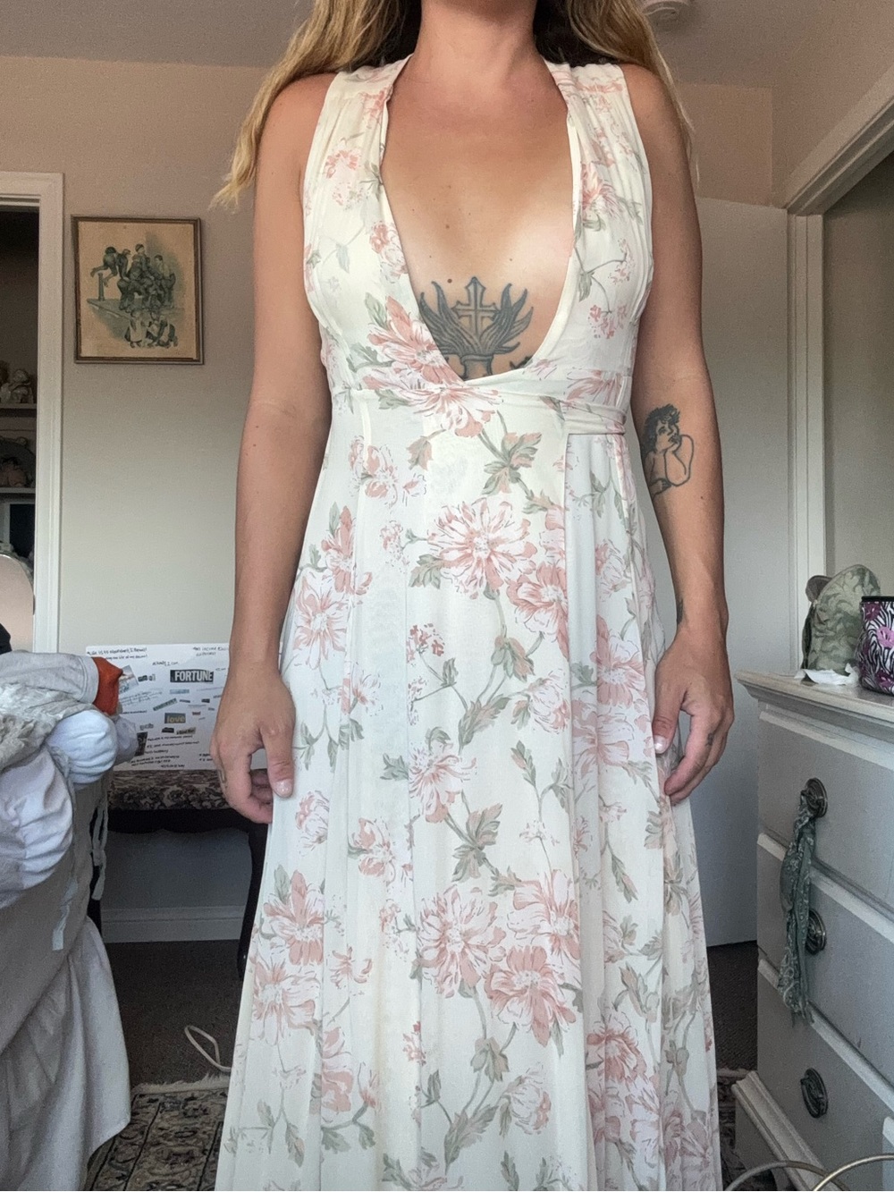 Dress - Picture 2 of 11